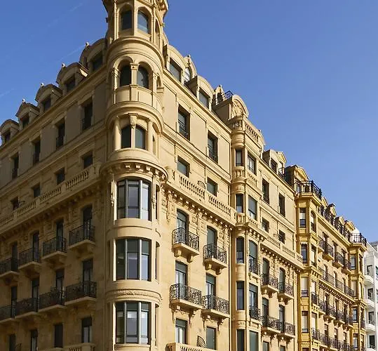 Apartment Deluxe Apt-views To Historic Maria Cristina *