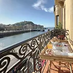 Deluxe Apt-views To Historic Maria Cristina Lejlighed *