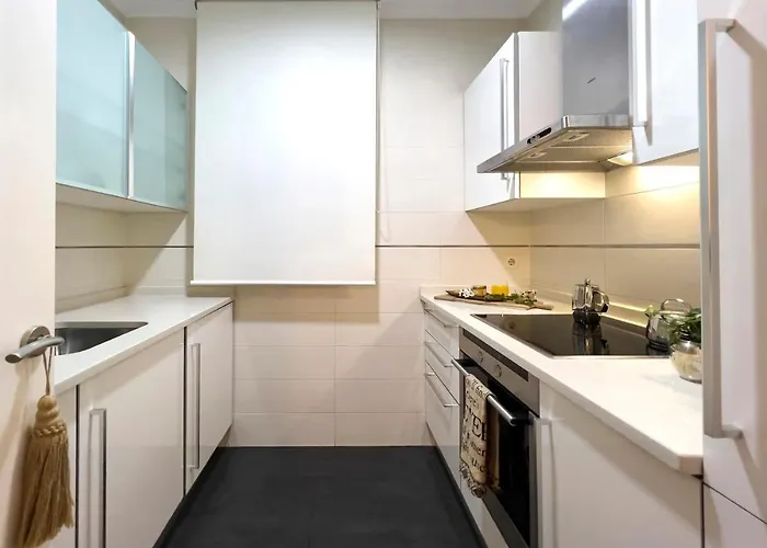 Апартаменты Deluxe Apt-views To Historic Maria Cristina *